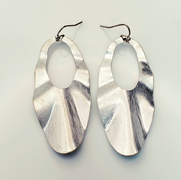 4 Silver Tone Earrings For Price of One- Hoops and Dangles - Picture 2 of 7